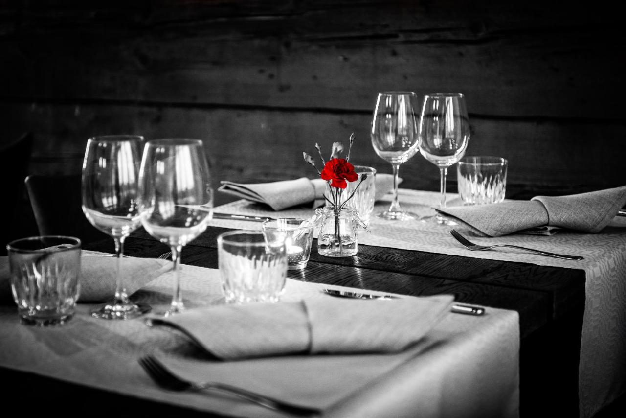 De Gamlas Hem Hotel & Restaurant أولو المظهر الخارجي الصورة